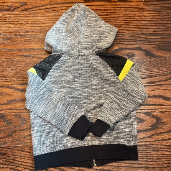 DKNY Girls Dress and Jacket, 2T. (79) - Picture 14 of 14